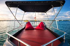 Monohull QR 10 Bali