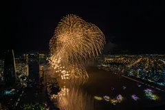 🎆 Вечерние шоу и фейерверки