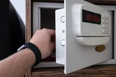 🔐 Храните деньги безопасно